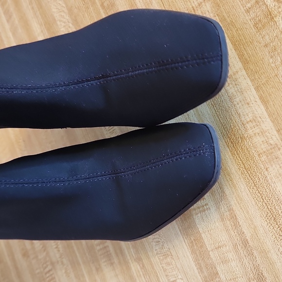 Gore-Tex Classic Knee-High HeelWomen's Boots, size 5.5 - Picture 5 of 16